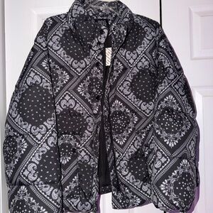 BDG Black and Gray Patterned Puffer Jacket